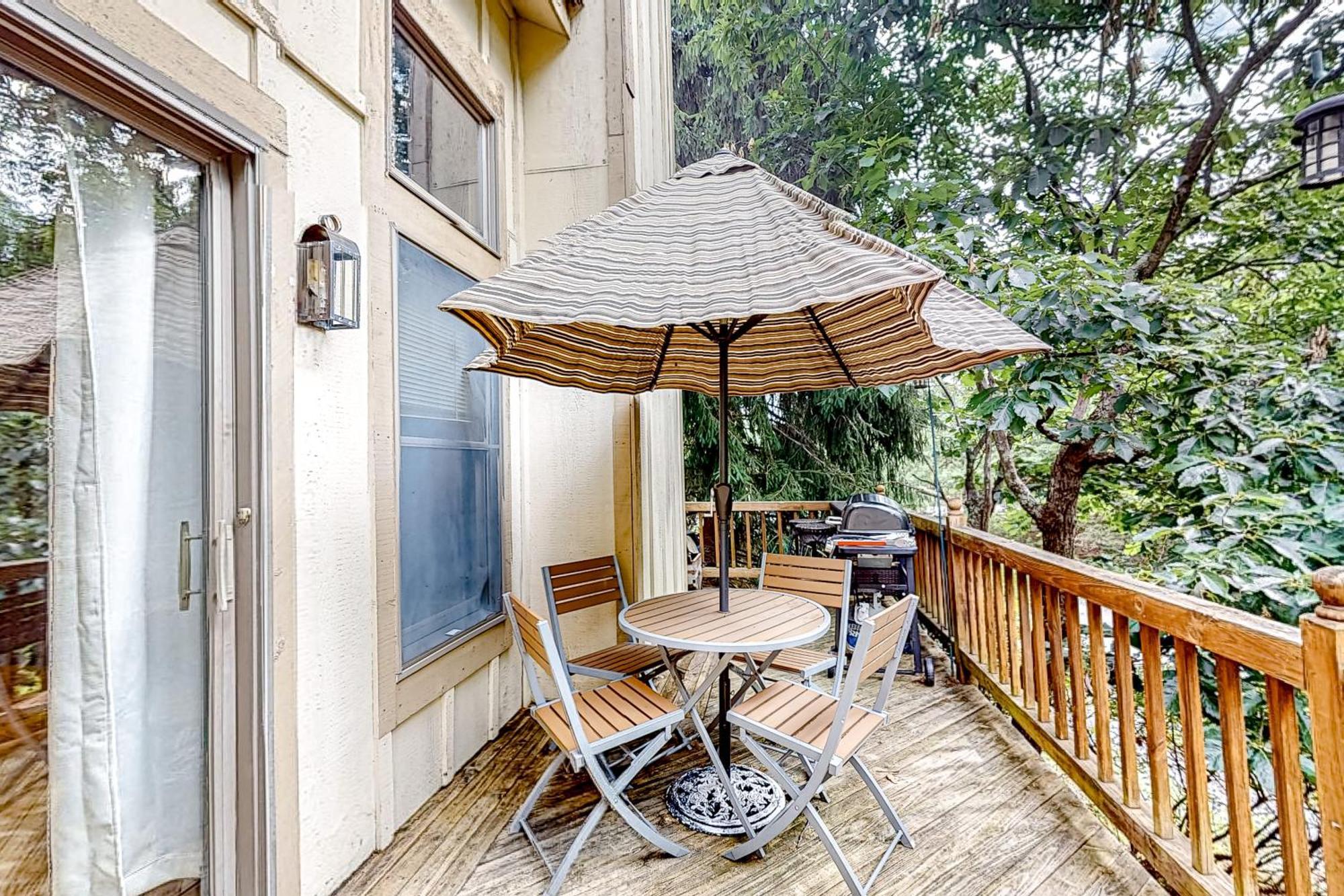 Northridge 393 Villa Танерсвил Екстериор снимка